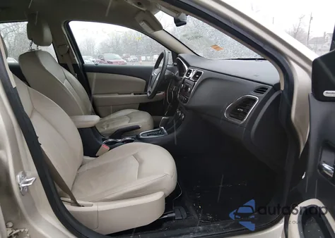 2013 Chrysler 200 Limited from USA, damaged, VIN 1C3CCBCG5DN699888